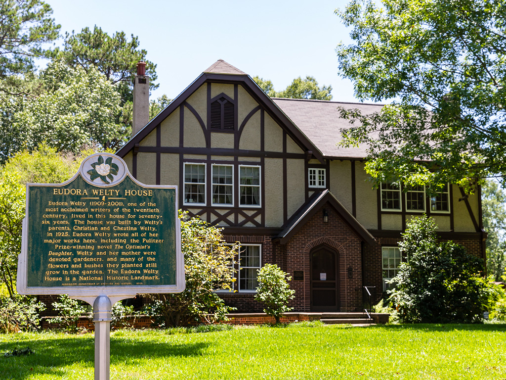 historical sign in front of the eudora welty house in jackson mississippi